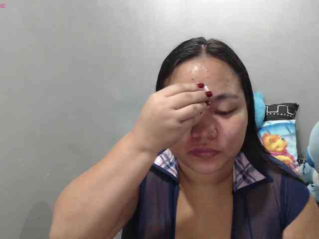 BubbleButtPinay webcam