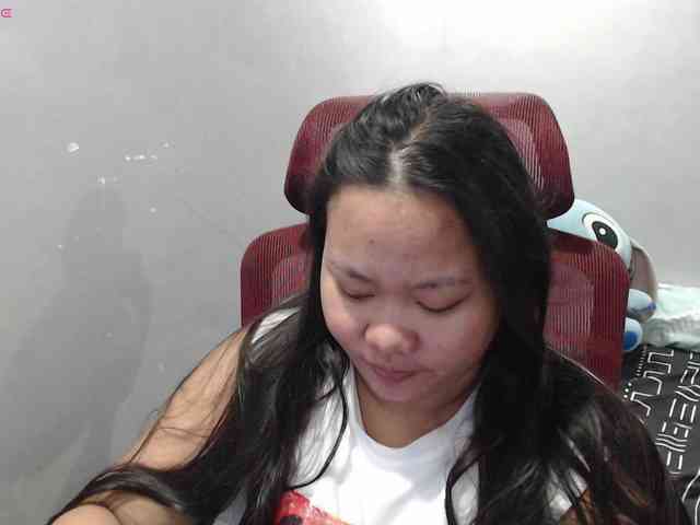 BubbleButtPinay webcam