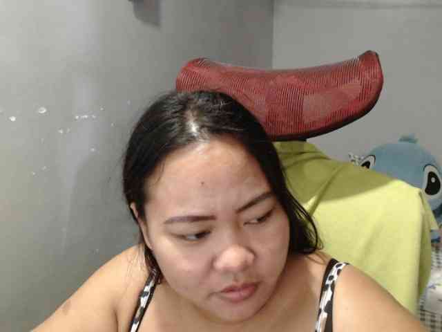 BubbleButtPinay webcam