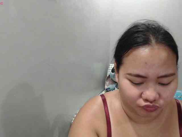 BubbleButtPinay webcam