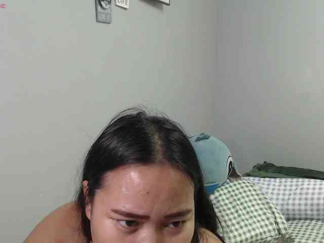 BubbleButtPinay webcam