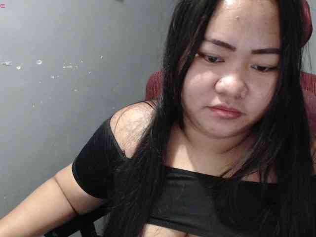 BubbleButtPinay webcam