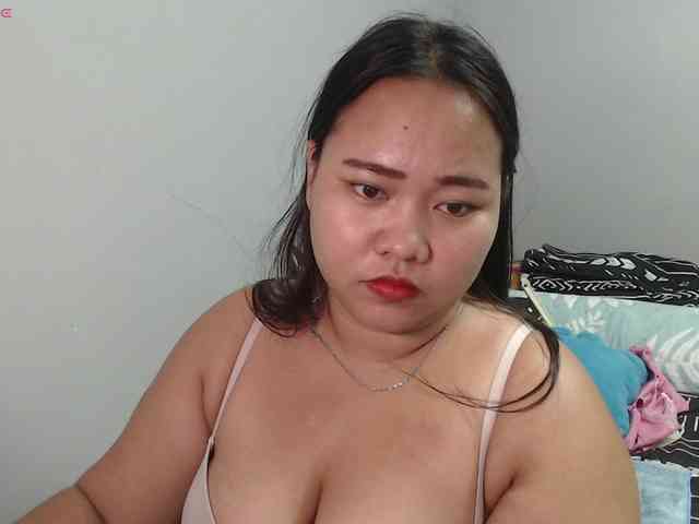 BubbleButtPinay webcam