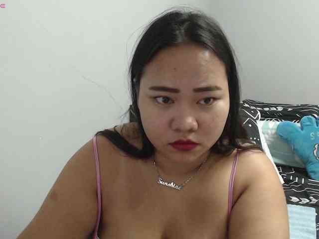 BubbleButtPinay webcam
