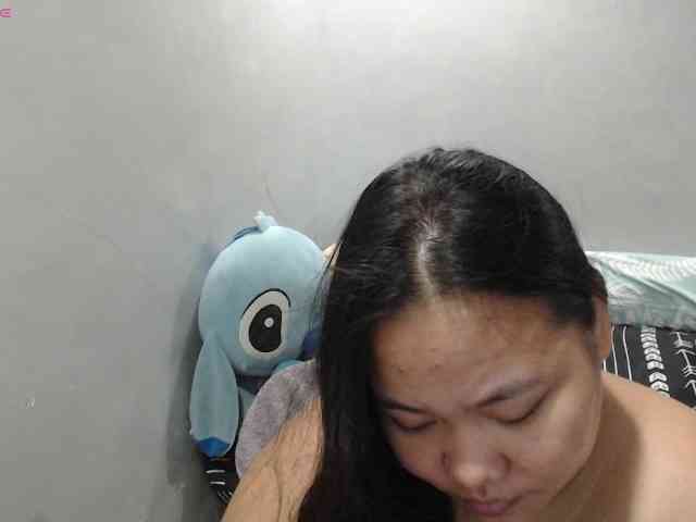 BubbleButtPinay webcam