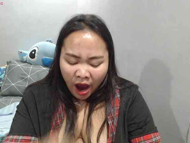 BubbleButtPinay webcam
