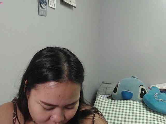 BubbleButtPinay webcam