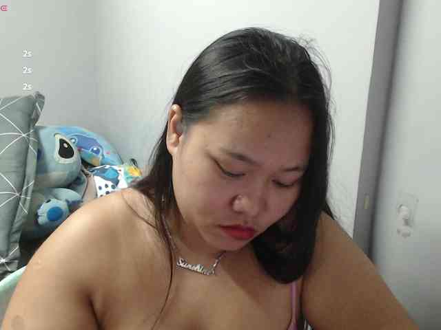 BubbleButtPinay webcam