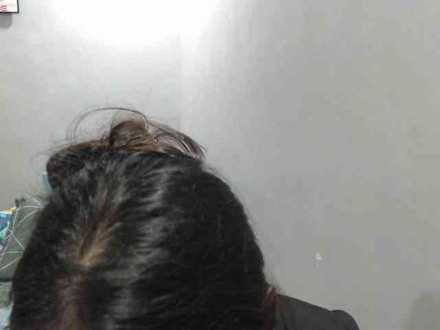 BubbleButtPinay webcam