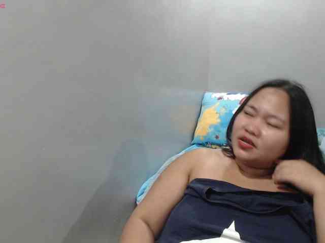 BubbleButtPinay webcam