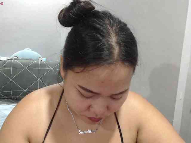 BubbleButtPinay webcam
