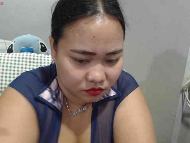 BubbleButtPinay webcam
