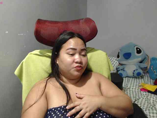 BubbleButtPinay webcam