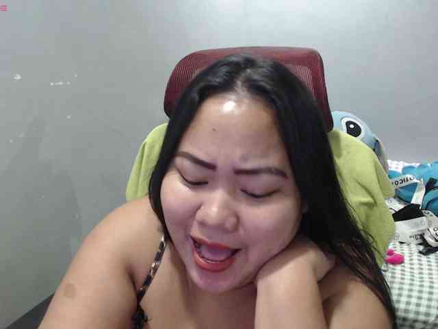 BubbleButtPinay webcam