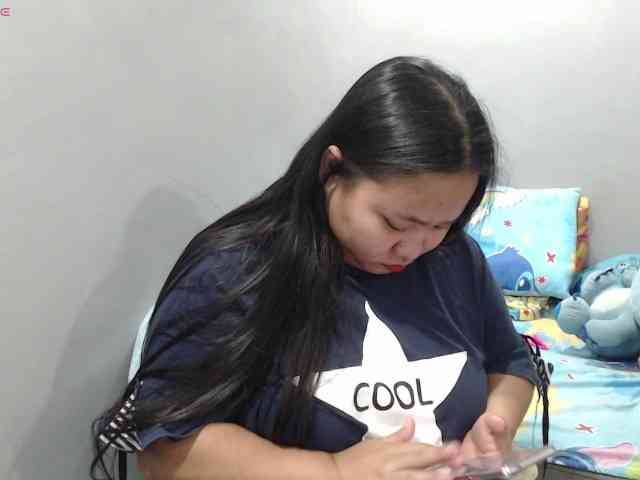 BubbleButtPinay webcam