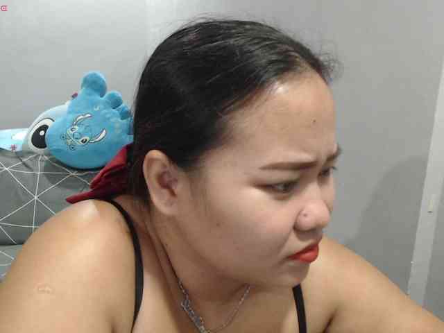 BubbleButtPinay webcam