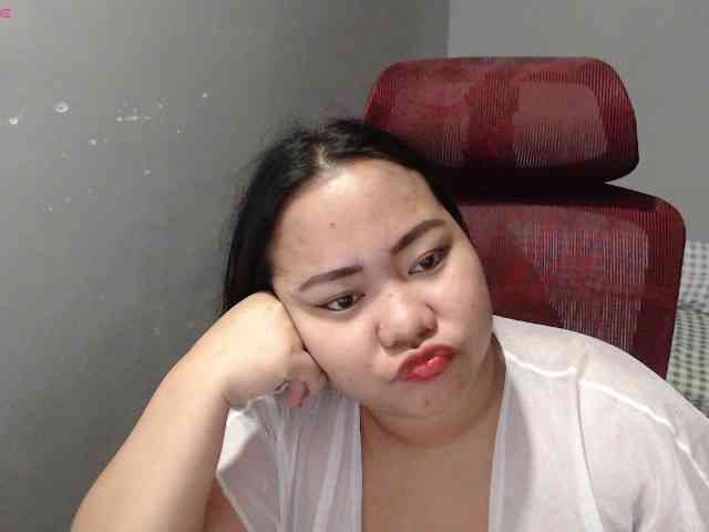 BubbleButtPinay webcam