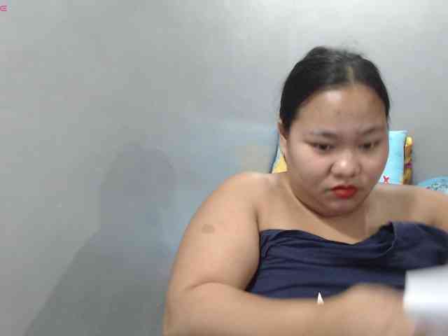 BubbleButtPinay webcam