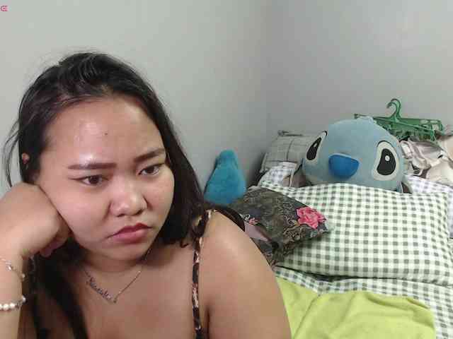 BubbleButtPinay webcam