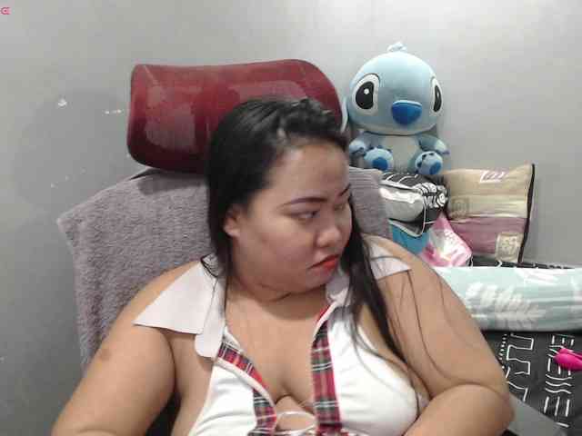 BubbleButtPinay webcam