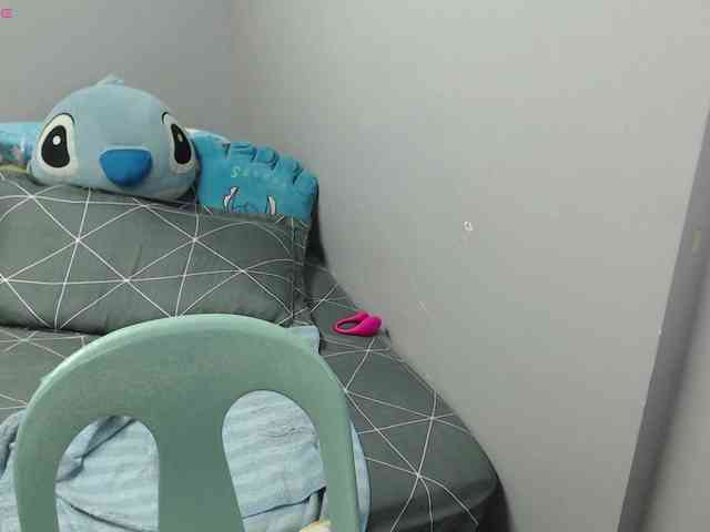 BubbleButtPinay webcam