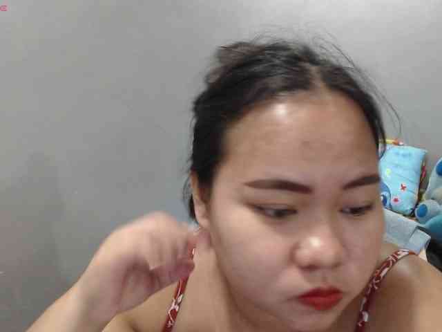 BubbleButtPinay webcam