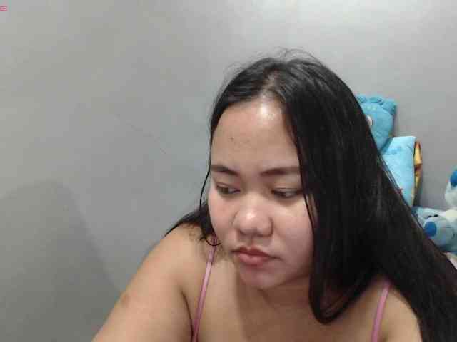 BubbleButtPinay webcam