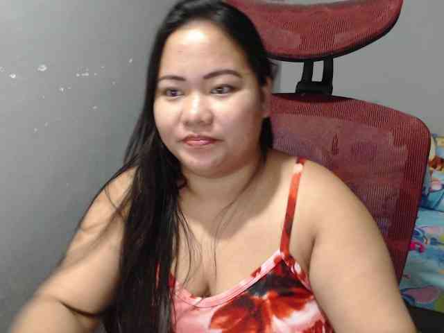 BubbleButtPinay webcam