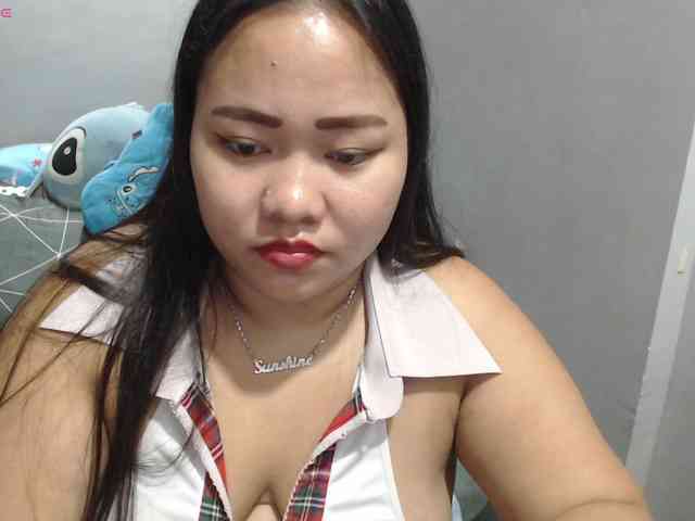 BubbleButtPinay webcam