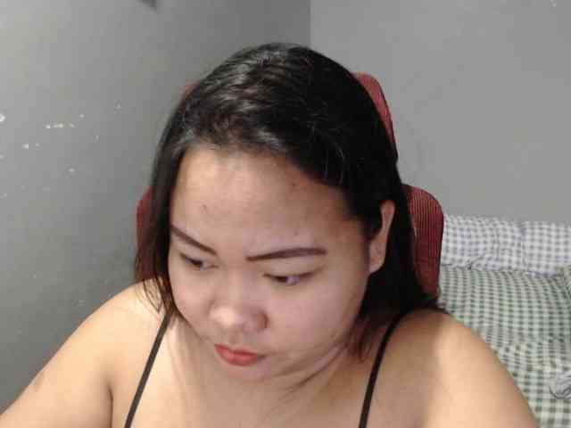 BubbleButtPinay webcam