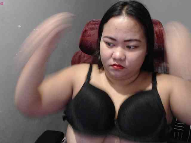 BubbleButtPinay webcam
