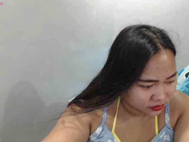 BubbleButtPinay webcam