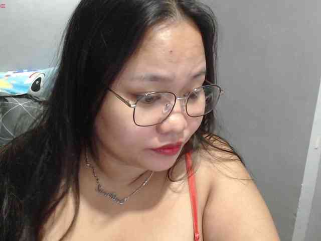 BubbleButtPinay webcam
