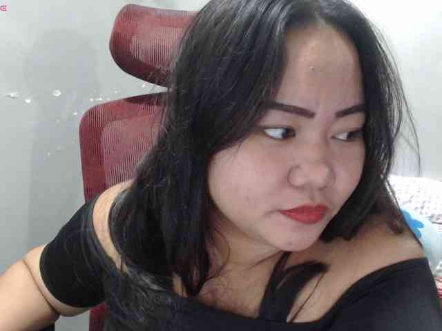 BubbleButtPinay webcam