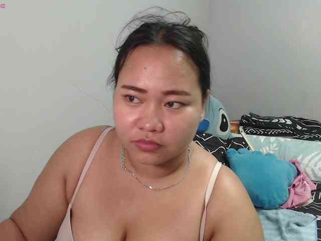 BubbleButtPinay webcam