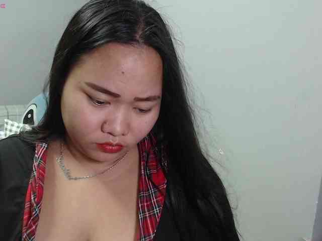 BubbleButtPinay webcam