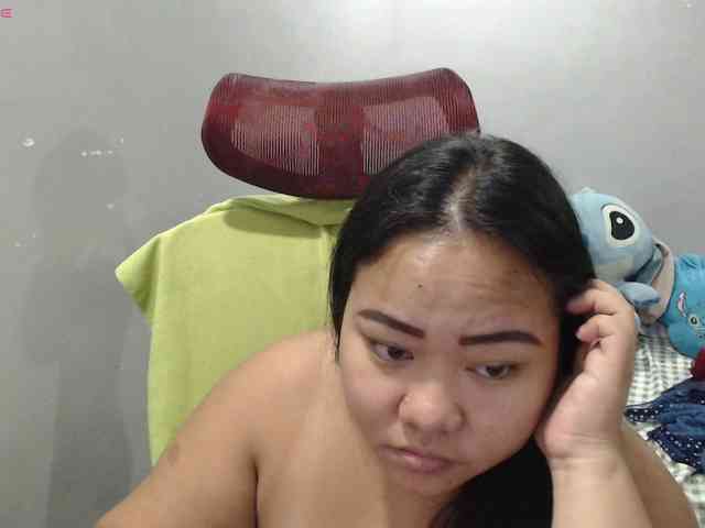 BubbleButtPinay webcam