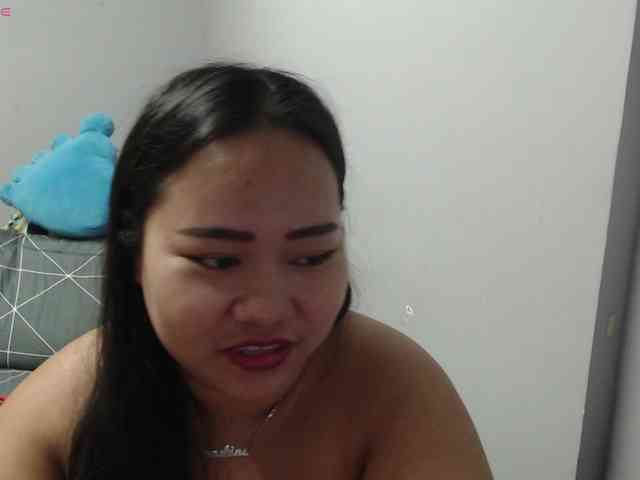 BubbleButtPinay webcam