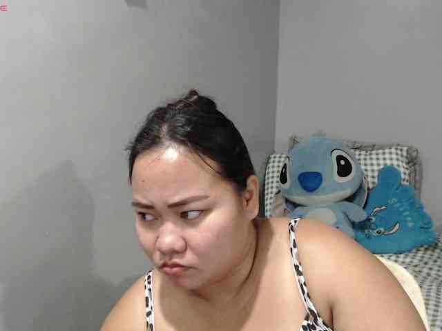 BubbleButtPinay webcam