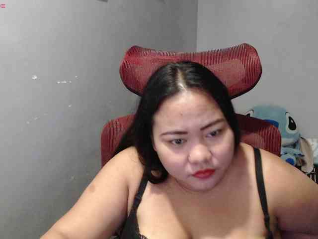 BubbleButtPinay webcam