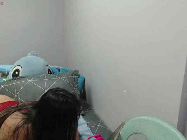 BubbleButtPinay webcam