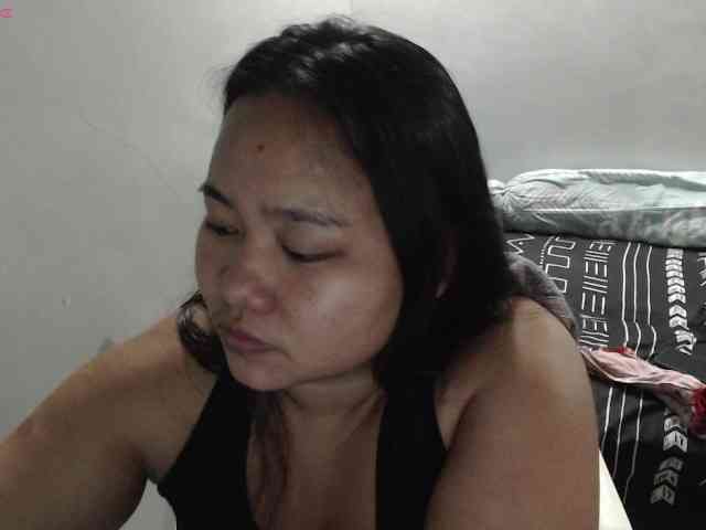 BubbleButtPinay webcam