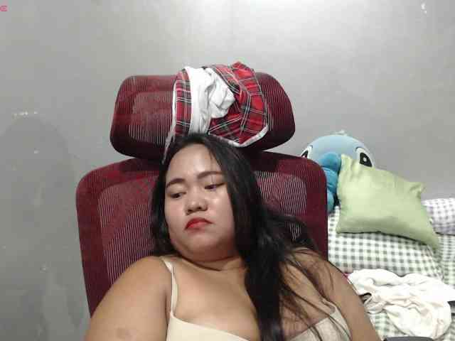 BubbleButtPinay webcam