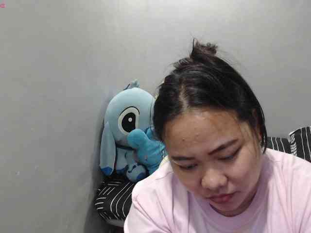 BubbleButtPinay webcam