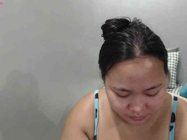 BubbleButtPinay webcam