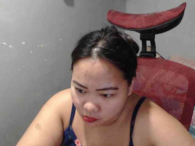 BubbleButtPinay webcam