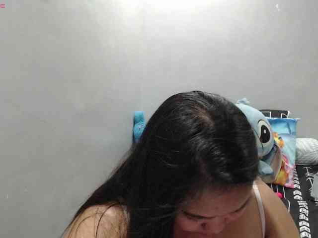 BubbleButtPinay webcam