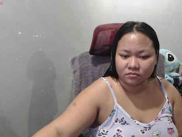 BubbleButtPinay webcam