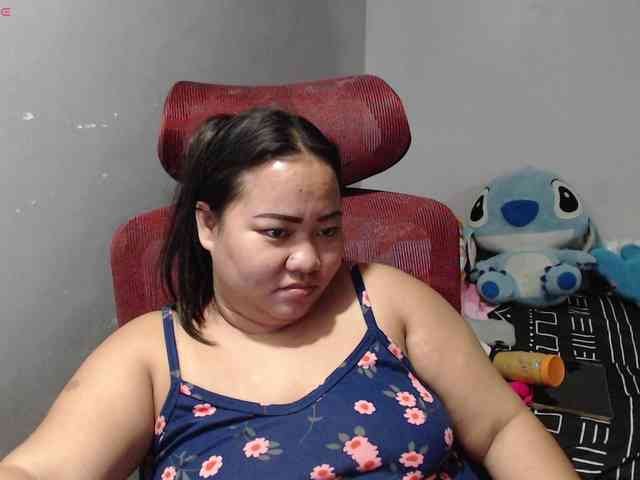 BubbleButtPinay webcam