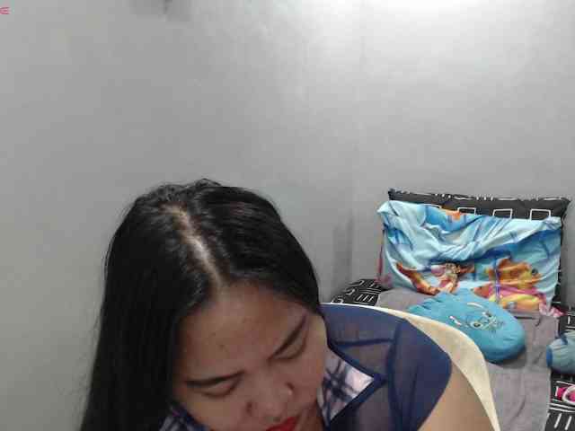 BubbleButtPinay webcam